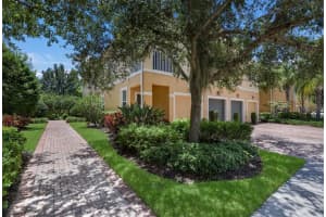 7843 MOONSTONE DR #24-202, SARASOTA, FL 34233 Sold 07/18/22