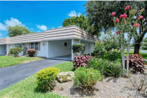 2704 RIVERBLUFF PKWY #V-113, SARASOTA, FL 34231 Sold 07/14/22