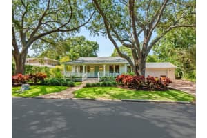 1740 PROSPECT ST, SARASOTA, FL 34239 Sold 07/25/22