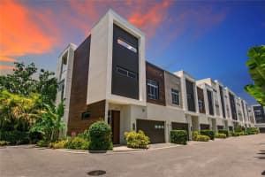 247 COSMOPOLITAN CT, SARASOTA, FL 34236 Sold 08/17/22