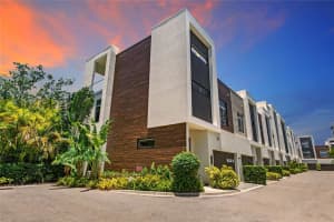 247 COSMOPOLITAN CT, SARASOTA, FL 34236 Sold 08/17/22