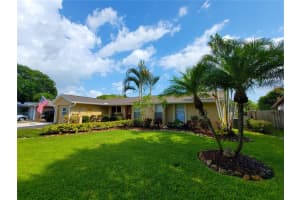 6205 35TH AVE W, BRADENTON, FL 34209 Sold 09/06/22