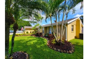 6205 35TH AVE W, BRADENTON, FL 34209 Sold 09/06/22