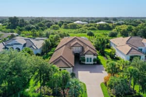 3507 FOUNDERS CLUB DR, SARASOTA, FL 34240 Sold 09/07/22