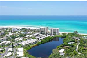 20 WHISPERING SANDS DR #106, SARASOTA, FL 34242 Sold 11/10/22