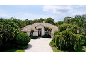 4732 Sweetmeadow Cir, Sarasota, FL 34238, Sold 09/16/22