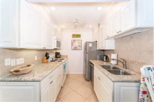 5631 MIDNIGHT PASS RD #1001, SARASOTA, FL 34242 Sold 07/18/22