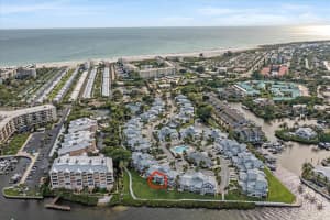 1360 SIESTA BAYSIDE DR #1360-D, SARASOTA, FL 34242 Sold 08/19/22