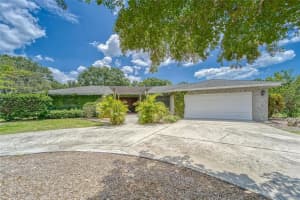 2660 57TH ST, SARASOTA, FL 34243 Sold 05/03/23