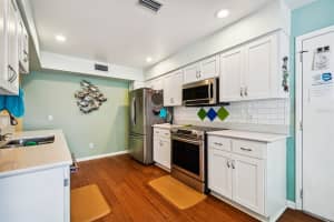 3512 51st Ave Dr W, Bradenton, FL 34210, Sold 10/25/22