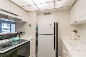 6157 MIDNIGHT PASS RD #A41, SARASOTA, FL 34242 Sold 08/04/22