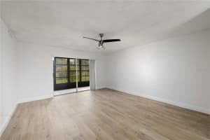 2757 HIDDEN LAKE BLVD #A, SARASOTA, FL 34237 Sold 08/18/22