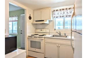 2067 CANAL DR #L23, BRADENTON, FL 34207 Sold 08/12/22