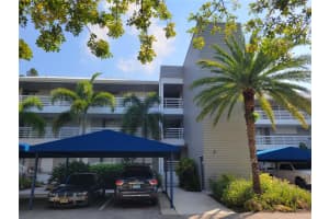 615 DREAM ISLAND RD #304, LONGBOAT KEY, FL 34228 Sold 08/30/22