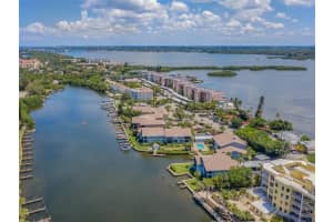 9058 MIDNIGHT PASS RD #5, SARASOTA, FL 34242 Sold 07/20/22