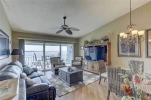 110 12TH ST S #122, BRADENTON BEACH, FL 34217 Sold 10/12/22