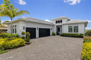 4924 SURFSIDE CIR, LAKEWOOD RANCH, FL 34211 Sold 07/26/22