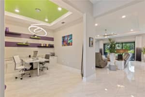 4924 SURFSIDE CIR, LAKEWOOD RANCH, FL 34211 Sold 07/26/22
