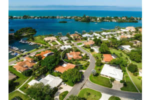 327 SEA ANCHOR DR, OSPREY, FL 34229 Sold 10/05/22