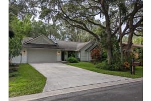 860 FORESTVIEW DR, SARASOTA, FL 34232 Sold 08/18/22