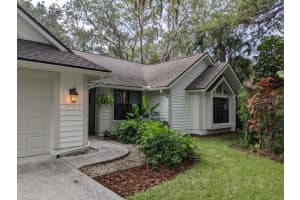 860 FORESTVIEW DR, SARASOTA, FL 34232 Sold 08/18/22