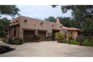 1737 PALM VIEW RD, SARASOTA, FL 34240 Sold 12/12/22