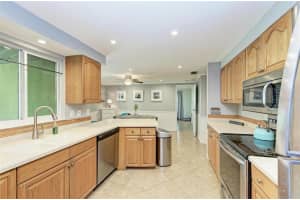 6406 37TH AVENUE CIR W, BRADENTON, FL 34209 Sold 09/23/22