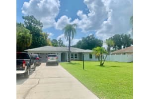 8423 SYLVAN WOODS DR, SARASOTA, FL 34243 Sold 10/27/22