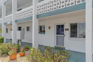 1850 SUNNY DR #F4, BRADENTON, FL 34207 Sold 08/15/22