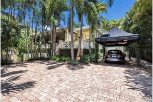 528 JACKSON DR, SARASOTA, FL 34236 Sold 04/11/23