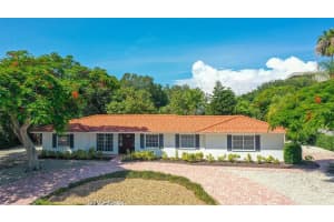 1030 BOGEY LN, LONGBOAT KEY, FL 34228 Sold 04/28/23