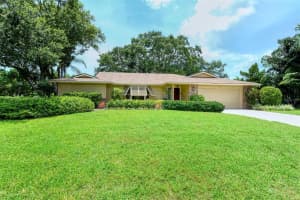 4818 HUNTLEIGH DR, SARASOTA, FL 34233 Sold 08/22/22