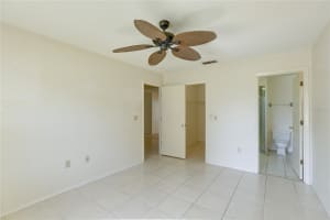 5754 W DEER HOLLOW LN, SARASOTA, FL 34232 Sold 08/17/22