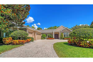 554 DOVE POINTE, OSPREY, FL 34229 Sold 10/03/22