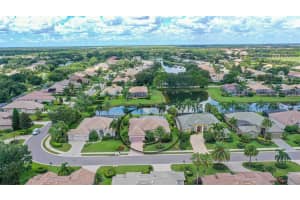 9613 53RD TER E, BRADENTON, FL 34211 Sold 10/28/22