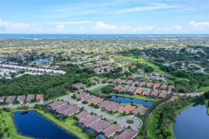 8713 MANGILLI RD, SARASOTA, FL 34238 Sold 08/08/22