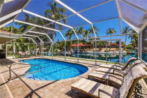 5613 CAPE LEYTE DR, SARASOTA, FL 34242 Sold 09/09/22