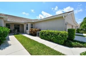4143 CASCADE FALLS DR, SARASOTA, FL 34243 Sold 08/18/22