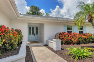 5438 DOMINICA CIR, SARASOTA, FL 34233 Sold 09/16/22
