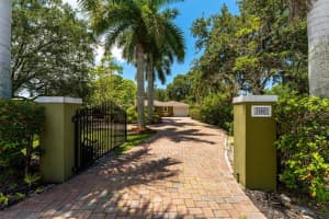 1802 FIELD RD, SARASOTA, FL 34231 Sold 10/12/22