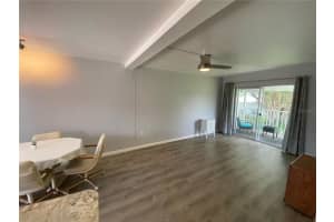 2221 SUNSET DR #E25, BRADENTON, FL 34207 Sold 08/05/22