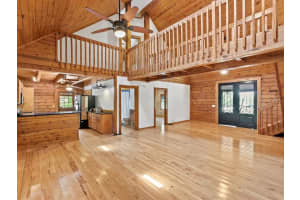 6888 MYAKKA VALLEY TRL, SARASOTA, FL 34241 Sold 08/15/22