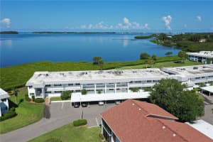 4751 INDEPENDENCE DR, BRADENTON, FL 34210 Sold 02/25/23