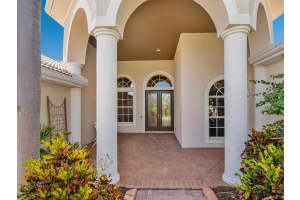 8265 BARTON FARMS BLVD, SARASOTA, FL 34240 Sold 08/11/22