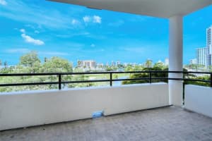 1255 N GULFSTREAM AVE #305, SARASOTA, FL 34236 Sold 08/05/22