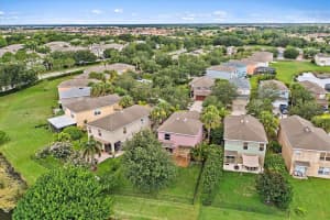 250 BEACON HARBOUR LOOP, BRADENTON, FL 34212 Sold 08/26/22