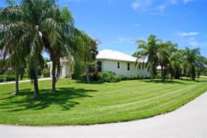 2 WINDWARD PL, CAPE HAZE, FL 33946 Sold 11/17/22