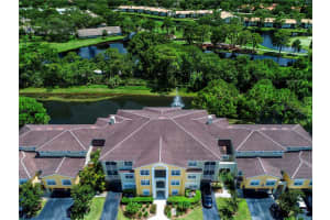 4751 TRAVINI CIR #4-203, SARASOTA, FL 34235 Sold 12/06/22