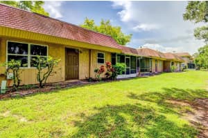 102 BARLOW AVE #119, SARASOTA, FL 34232 Sold 10/30/22