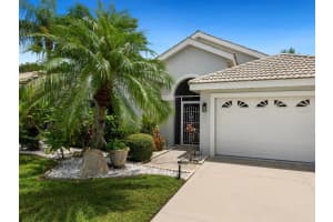 6825 SUPERIOR STREET CIR, SARASOTA, FL 34243 Sold 10/07/22